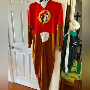 Adult Unisex Small Buc-ee’s Onesie